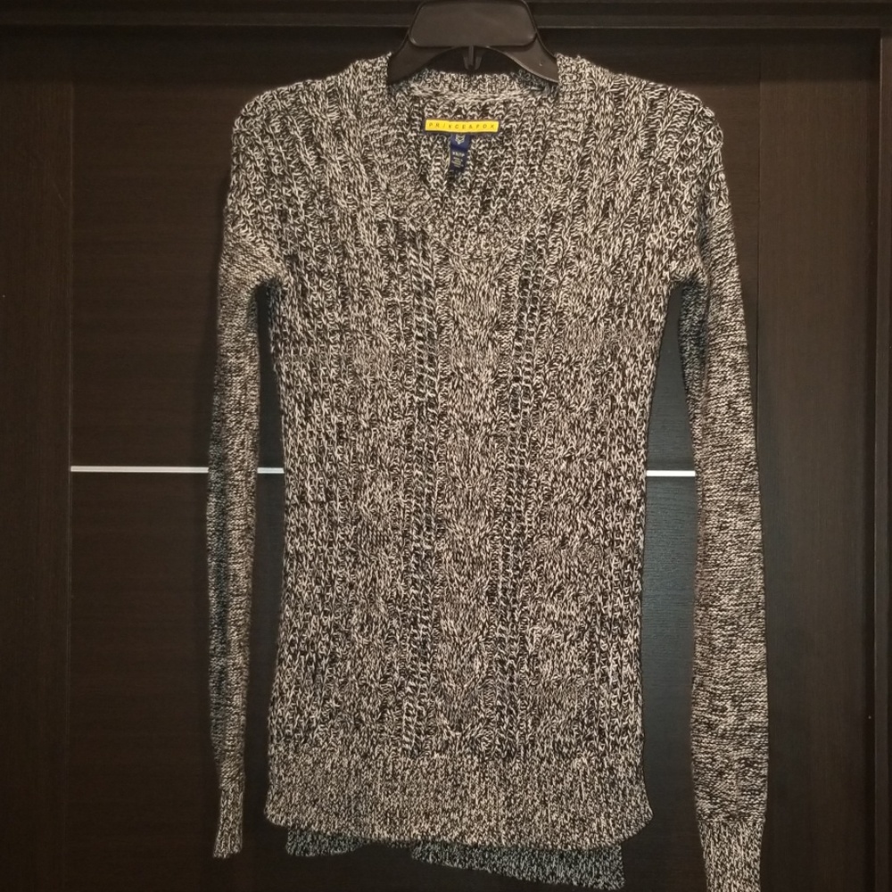 Prince & Fox Cable Knit Long Sleeve Sweater